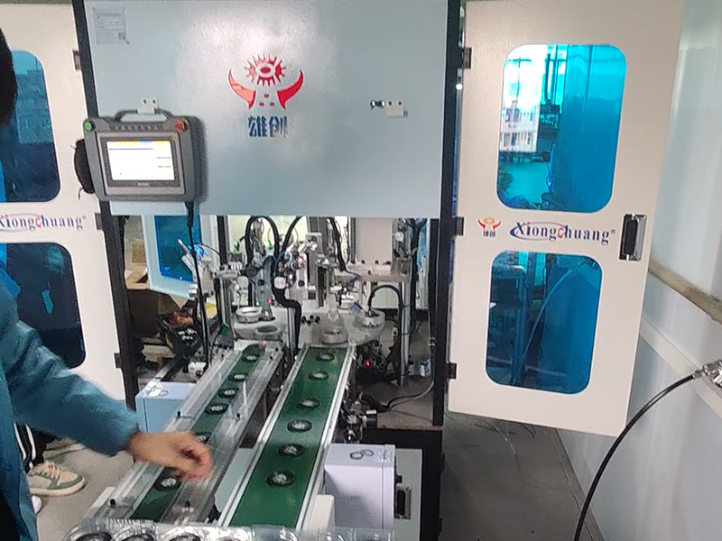 米兰扇叶点胶入磁机（星亮）